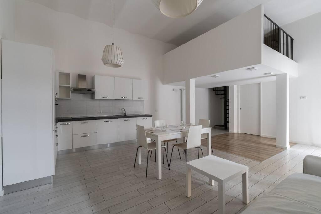 Spazioso Loft: Coldilana14 Milano Esterno foto